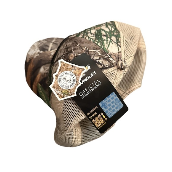 NWT Chevrolet Chevy Camouflage Snap Back Baseball Cap - Mesh Back Trucker Hat - Picture 4 of 10